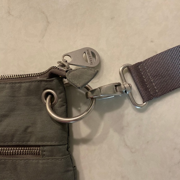 BAGGALLINI Crossbody Shoulder Messenger Bag - Picture 4 of 7